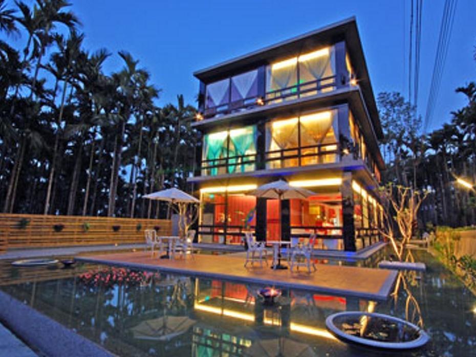 Full House Bed And Breakfast Nantou Extérieur photo
